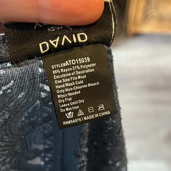 DAVID and YOUNG sheer blue cover up/ Shawl - Picture 9 of 10